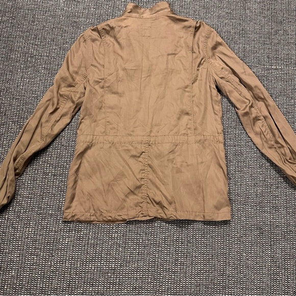 GAP Women's Utility Jacket in Tan - Picture 2 of 5